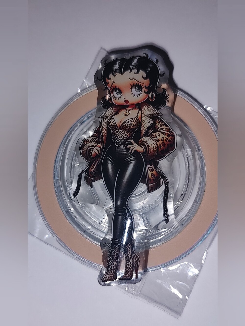 New! Betty Boop Magnetic Pop Socket